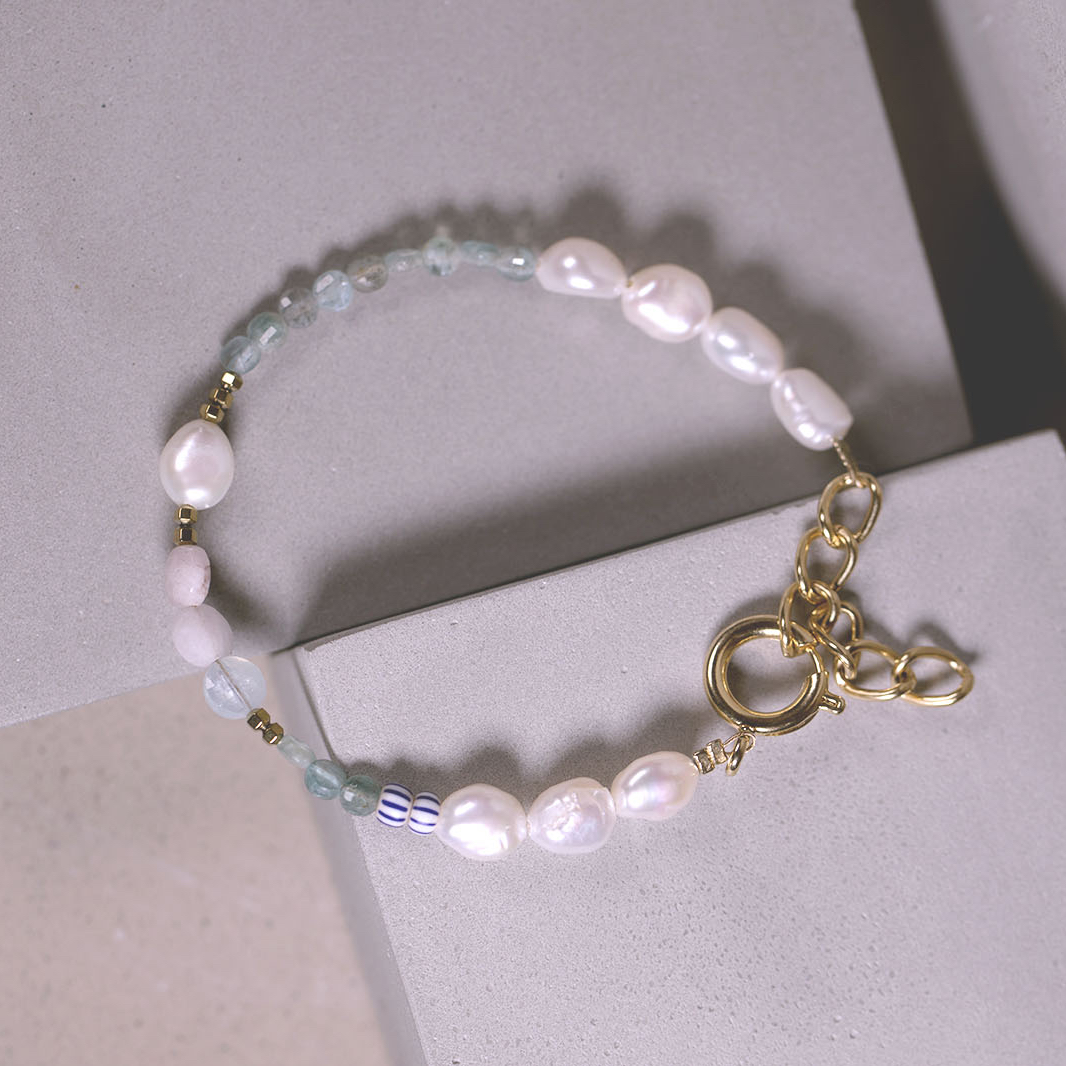 bracelet en or avec perles de culture gauhart bijoux 
