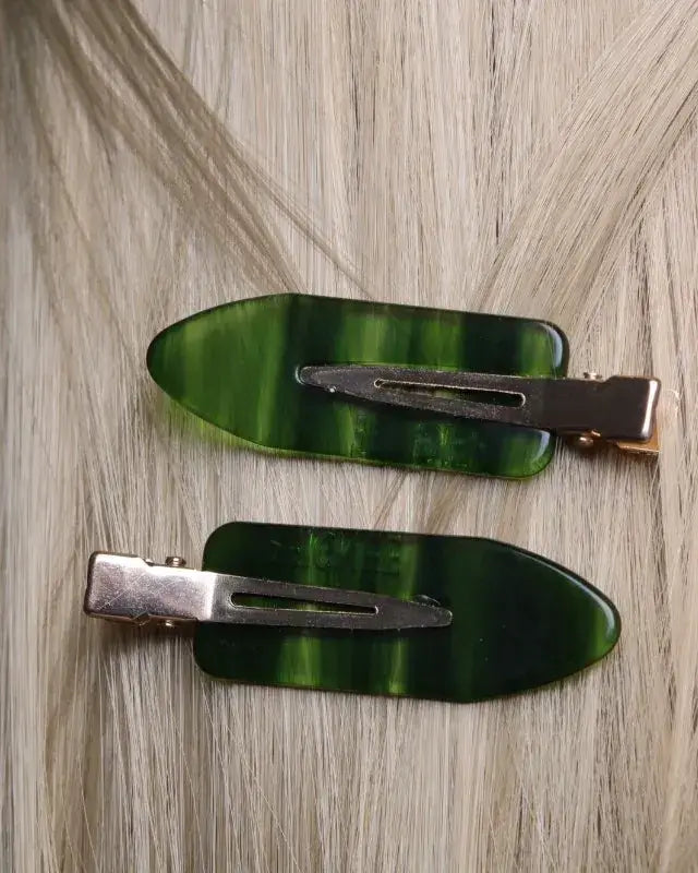 paire de barrettes maquillage Émeraude vert marbré – accessoires cheveux femme