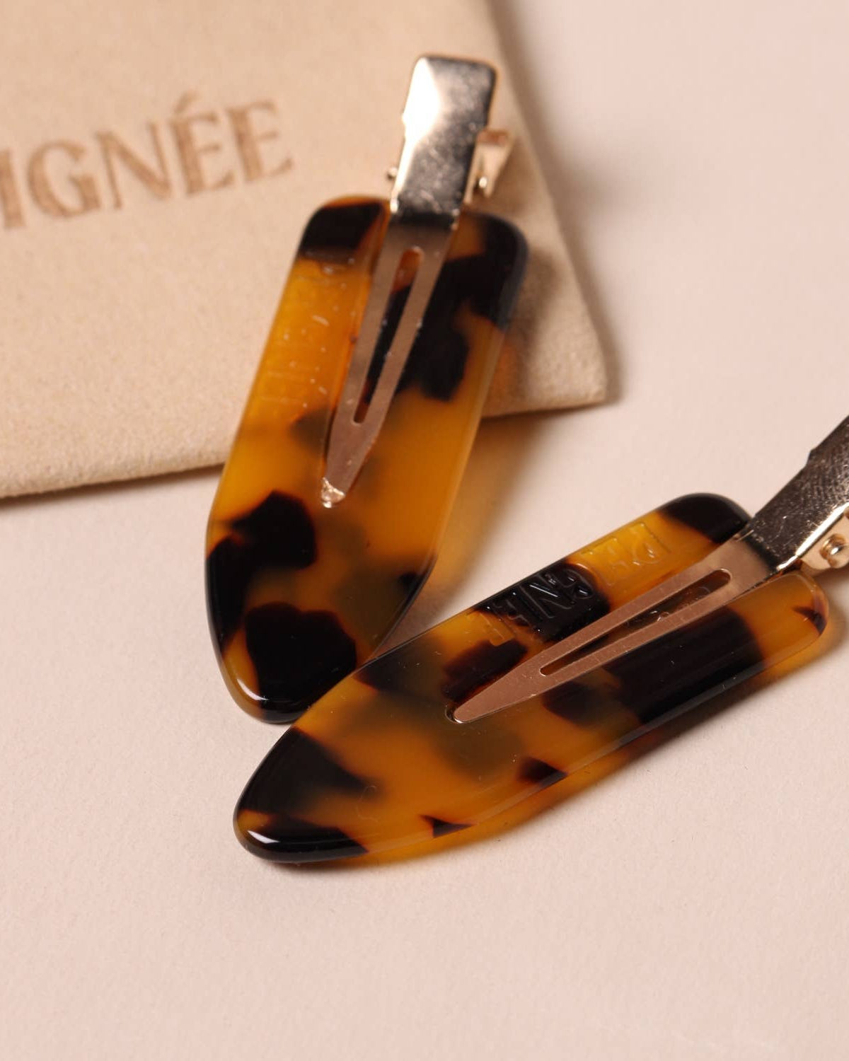 Barrettes cheveux écaille claire marron doré – élégantes et résistantes