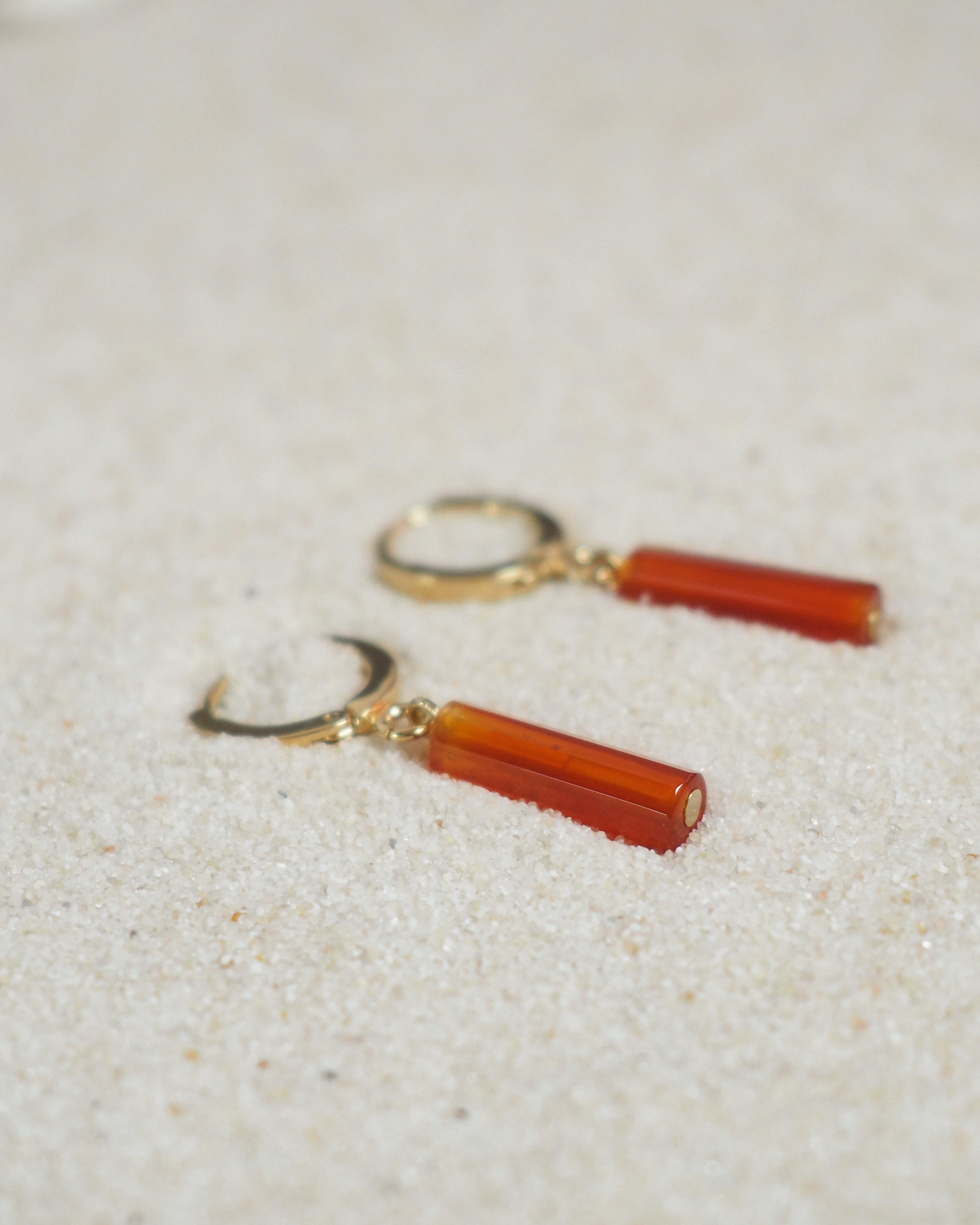 gauhart bijoux boucles d'oreilles mini créoles avina cornaline orange