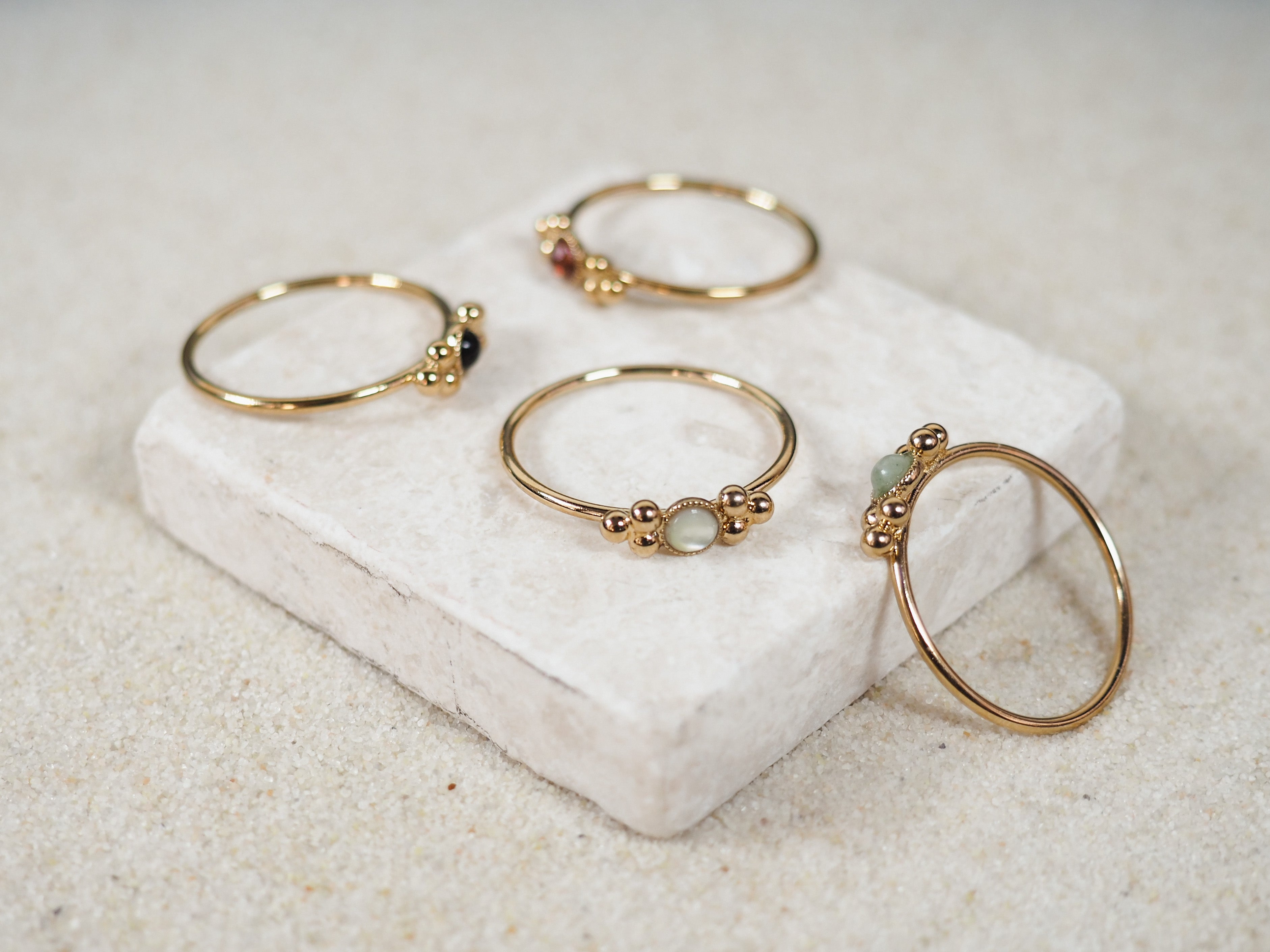 gauhart bijoux bagues ajustables kali pierres quartz fumé marron nacre blanche grenat rouge aventurine verte