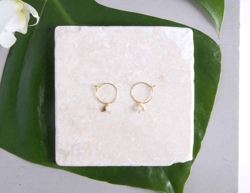 gauhart bijoux boucles d'oreilles mini créoles or pierres fines sofi pierre de lune