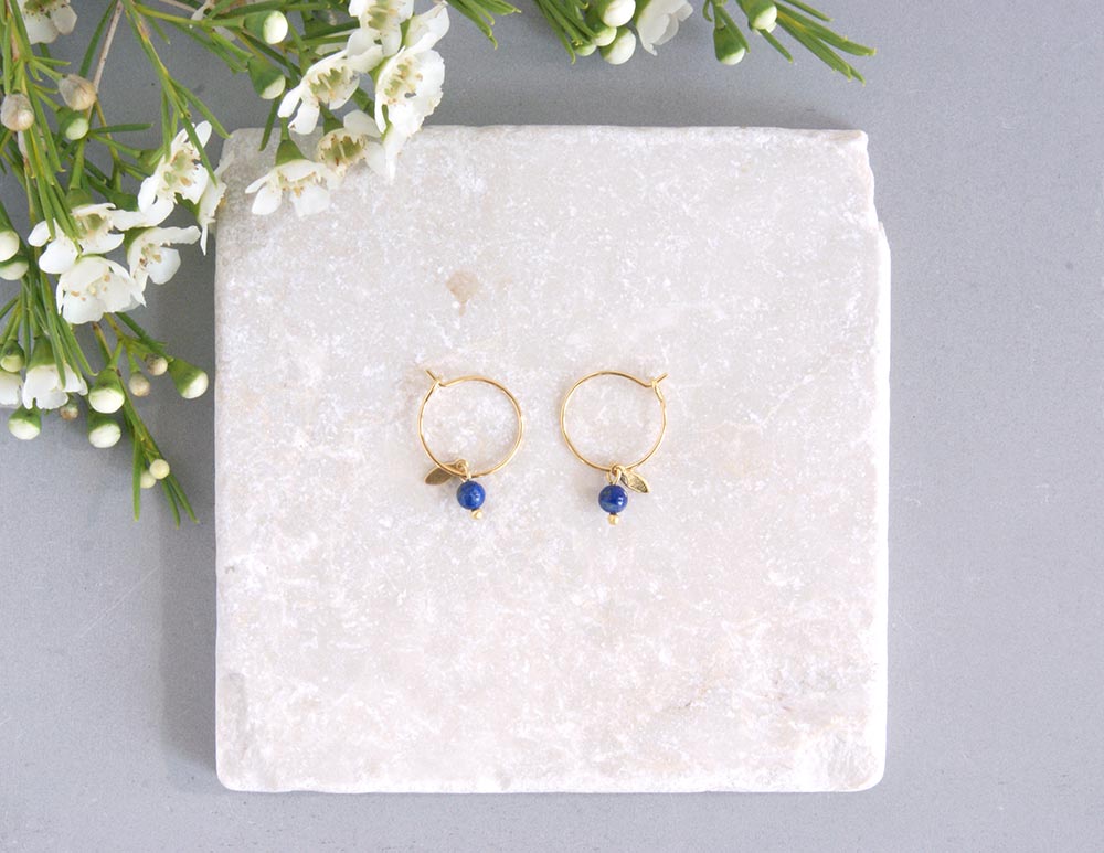 gauhart bijoux boucles d'oreilles mini créoles or pierres fines sofi lapis-lazuli