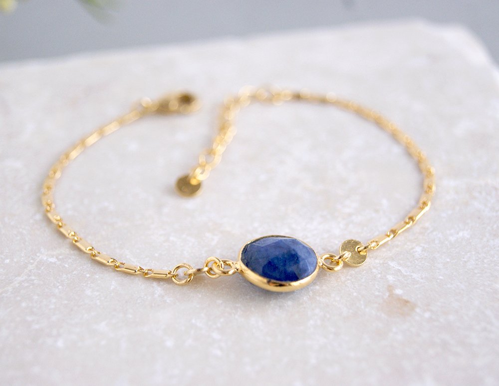 gauhart-bracelet-suvan-pierre-fine-sertie-dore-bleu-saphir