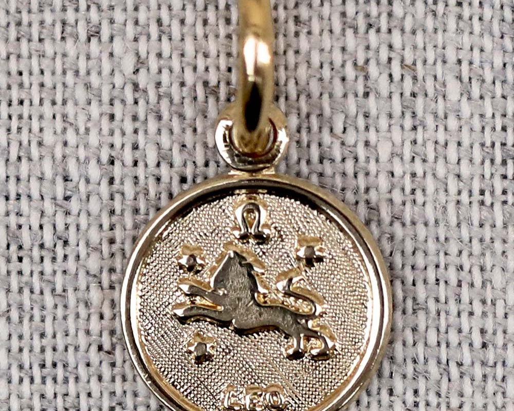 gauhart médaille pendentif astrologique signe zodiac or leo lion