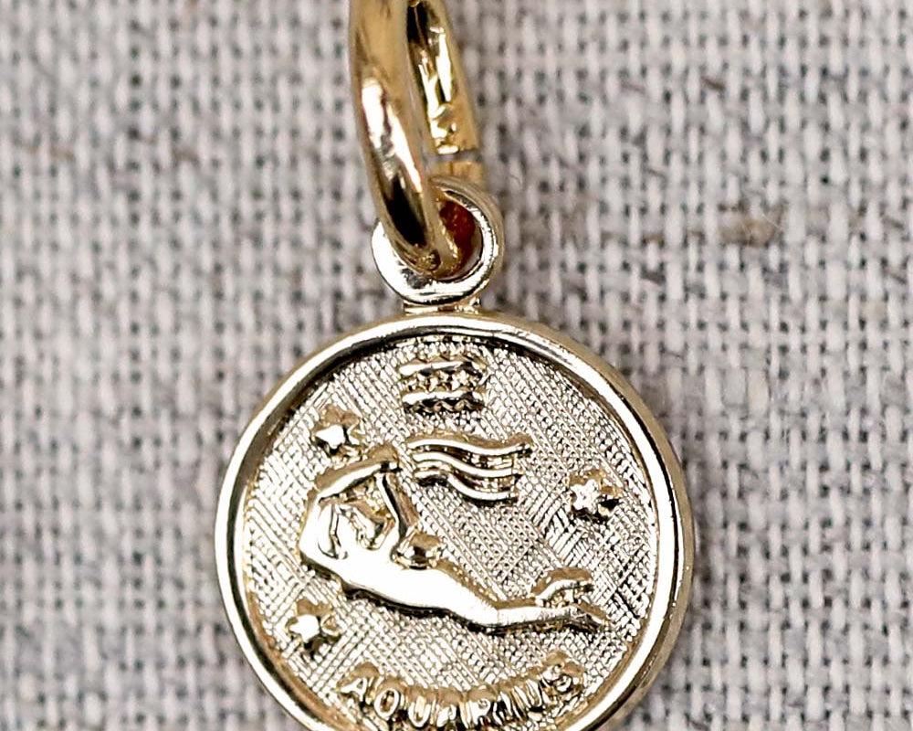 gauhart médaille pendentif astrologique signe zodiac or aquarius verseau