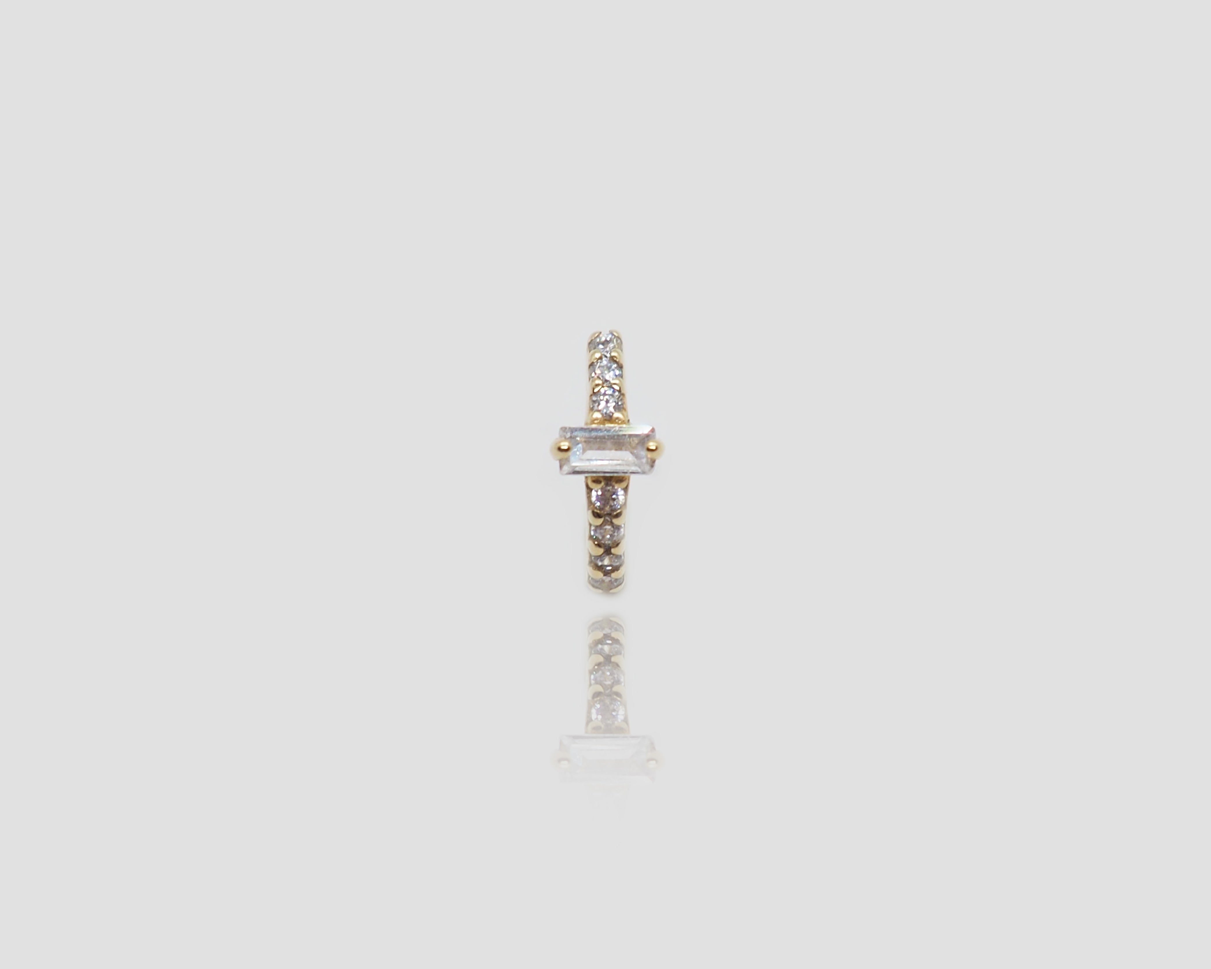 piercing petit anneau suzie placage or zircons blanc